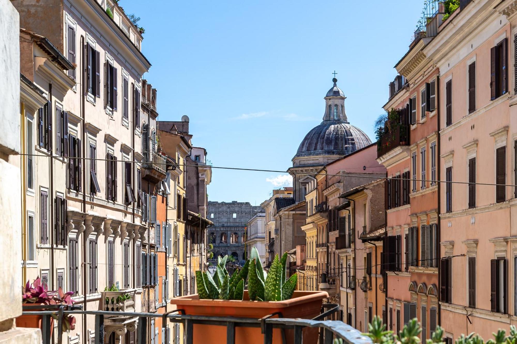 Iflat Space And Comfort In The Heart Of Monti * Rome