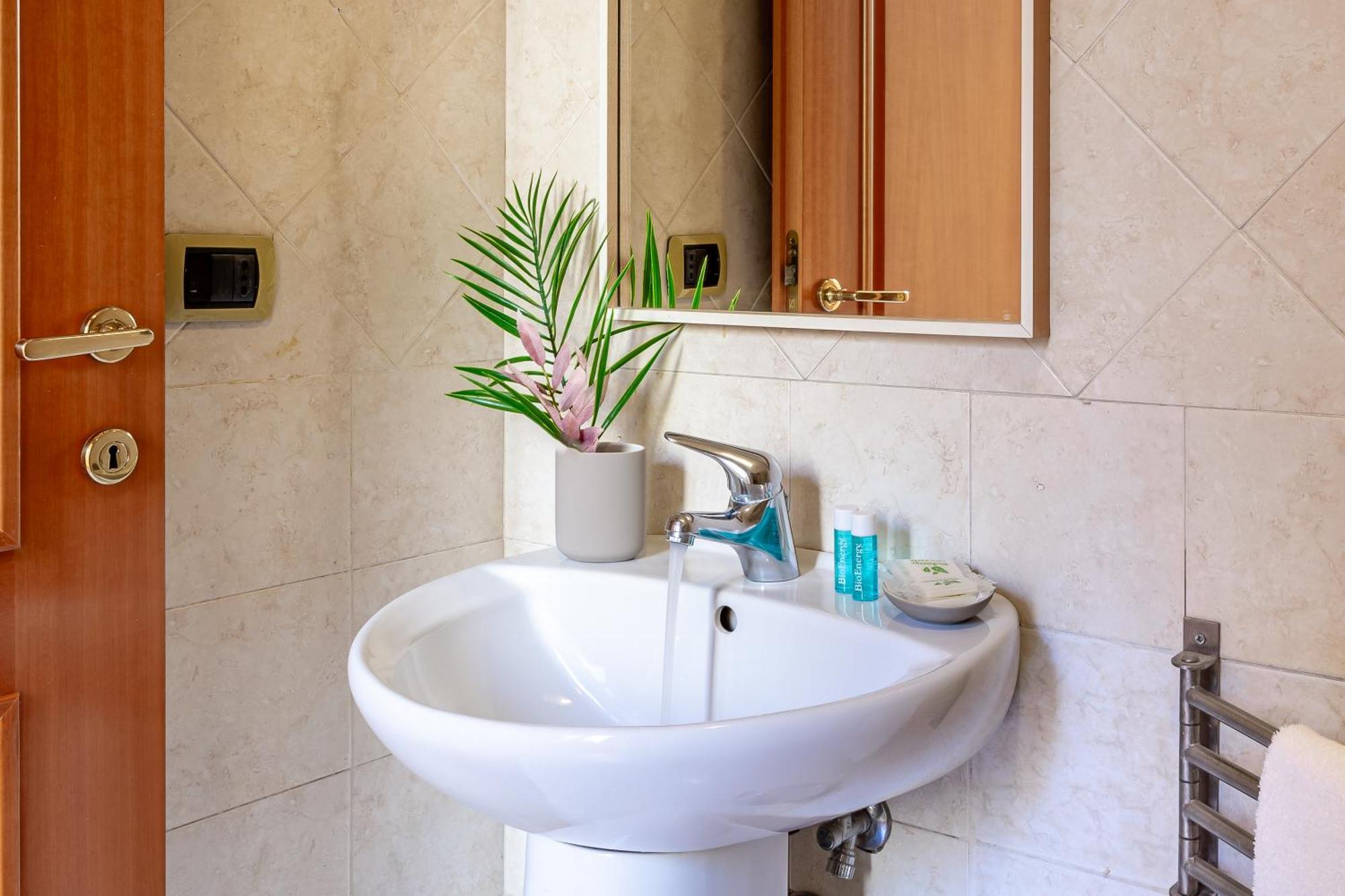 Apartment Iflat Space And Comfort In The Heart Of Monti